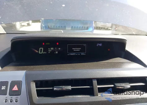 2015 Toyota Prius V Three z USA, uszkodzony, nr VIN JTDZN3EU0FJ026865